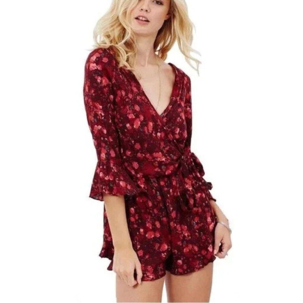 Free People All the Right Ruffles Women's Romper Red Multi Floral 3/4 Sleeve M